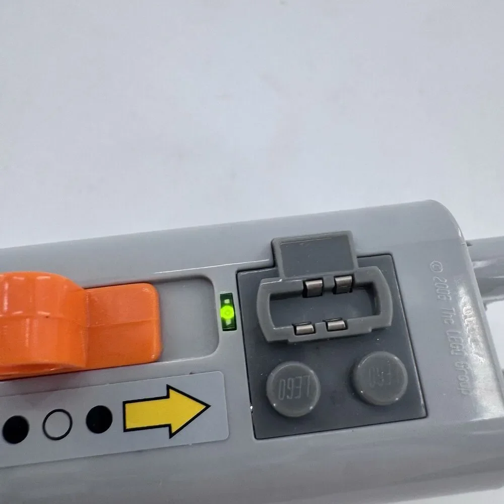 Genuine LEGO Power Functions 9V Battery Box AA Batteries, 8881, 59510c01, Tested